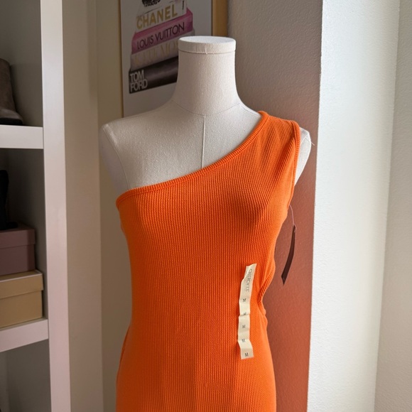 New With Tag Orange One Shoulder Midi Dress Size Medium - Picture 3 of 8